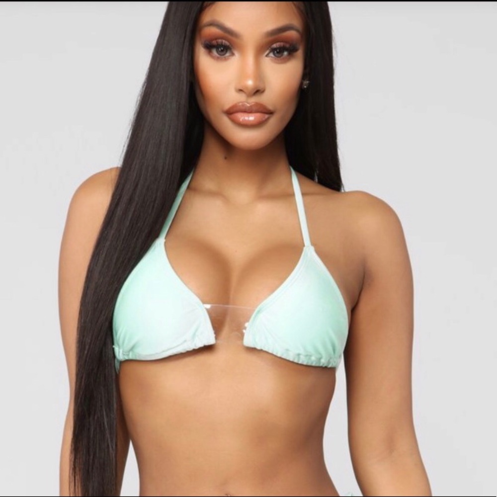 Fashion Nova Cocoa beach bikini top
